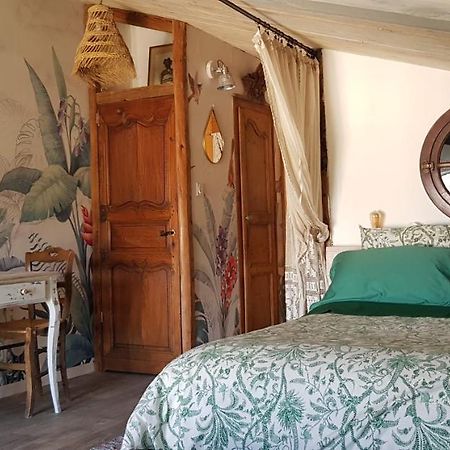Bed and Breakfast La Boheme Charols Екстер'єр фото