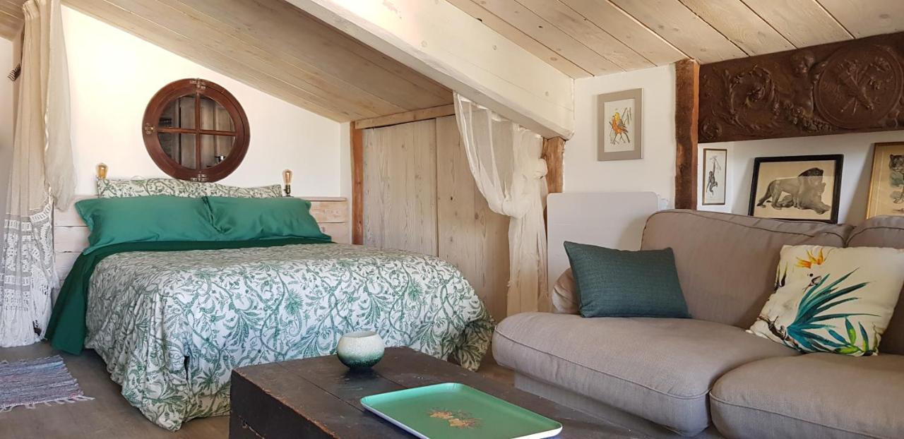 Bed and Breakfast La Boheme Charols Екстер'єр фото
